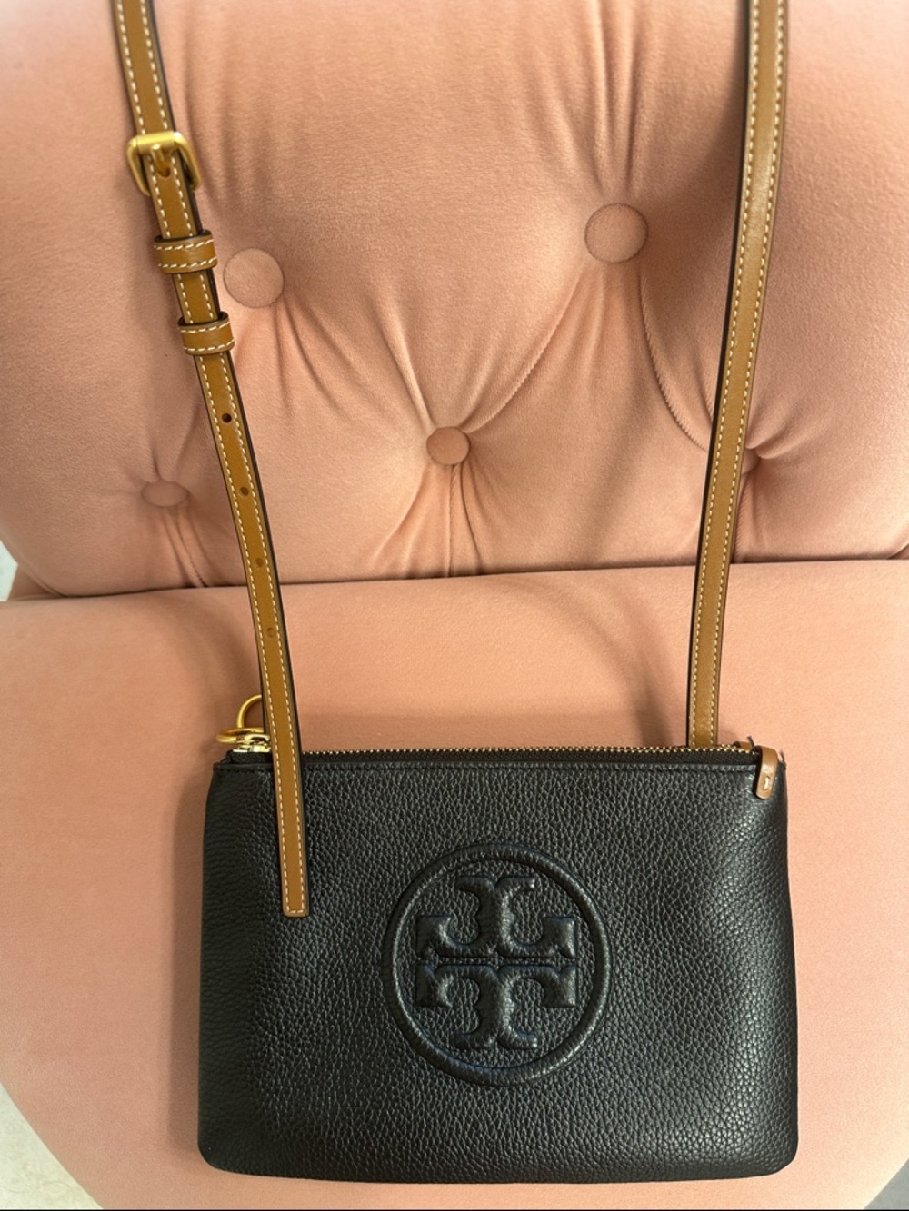 Black Pebbled Tory Burch Crossbody